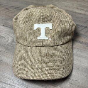 Nike Beige Tennessee Logo Adjustable Hat With Embroidered T Logo & Swoosh Lightw